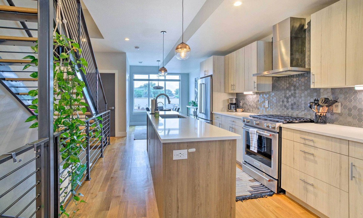 West Colfax Apartment | City Skyline Views: Upscale Denver Townhome