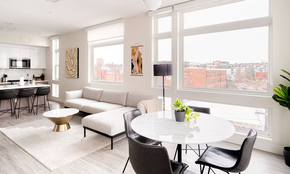 Highland Condo | Classic Contemporary Loft with View | Espadín LoHi