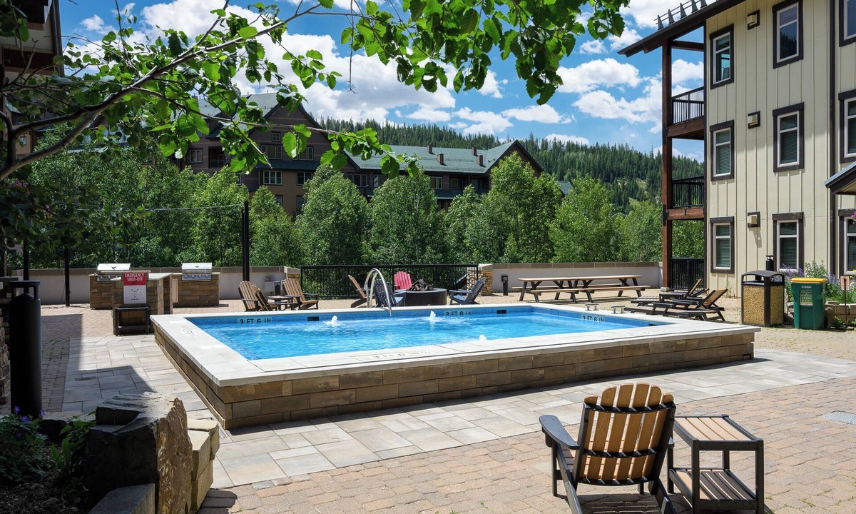 Winter Park Cabin | Condo near Winter Park Gondola w/hot tub