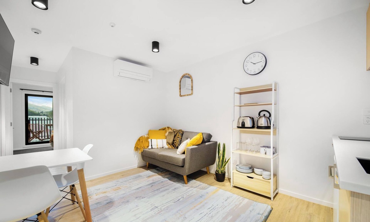 Queenstown Apartment | Cosy 1 Bedroom Apartment 10 minutes to Queenstown