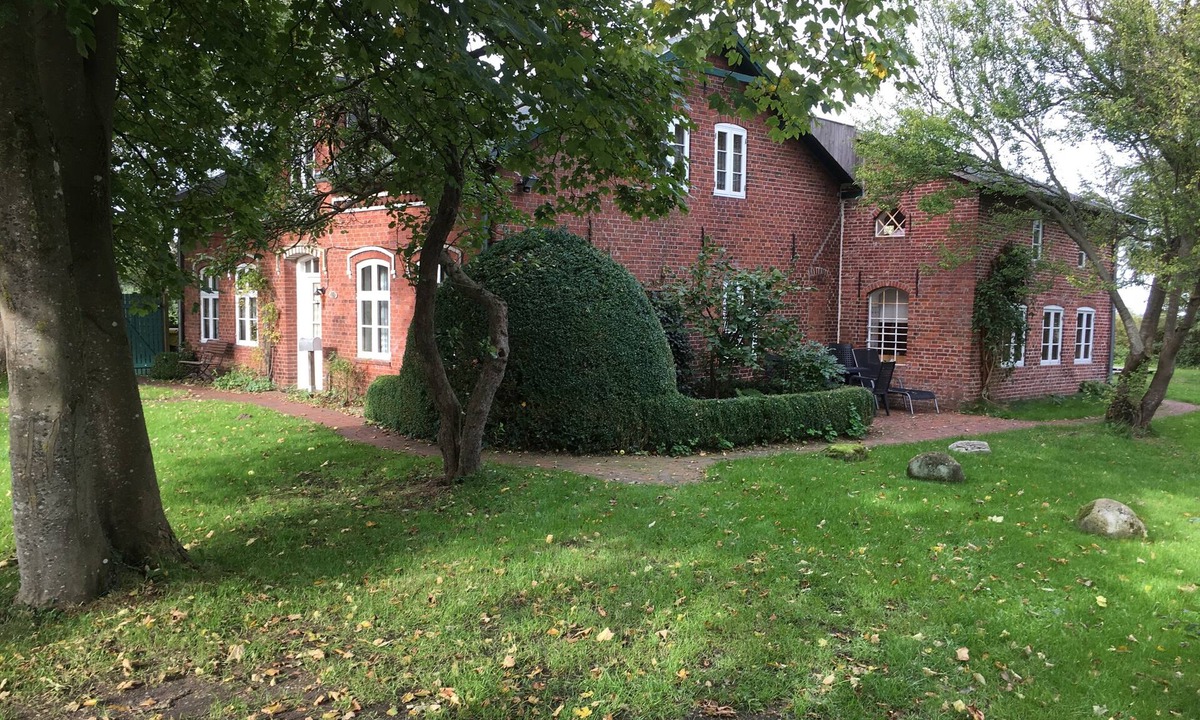 Monkebull House | Cottage on a big property close to the North Sea tideland