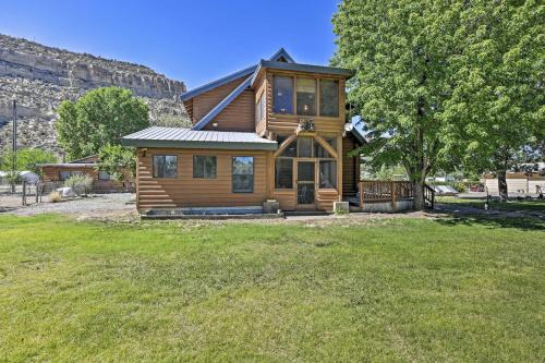 Blanco House | ‘Cottonwood Cabin’ w/Private On-Site Fly Fishing!
