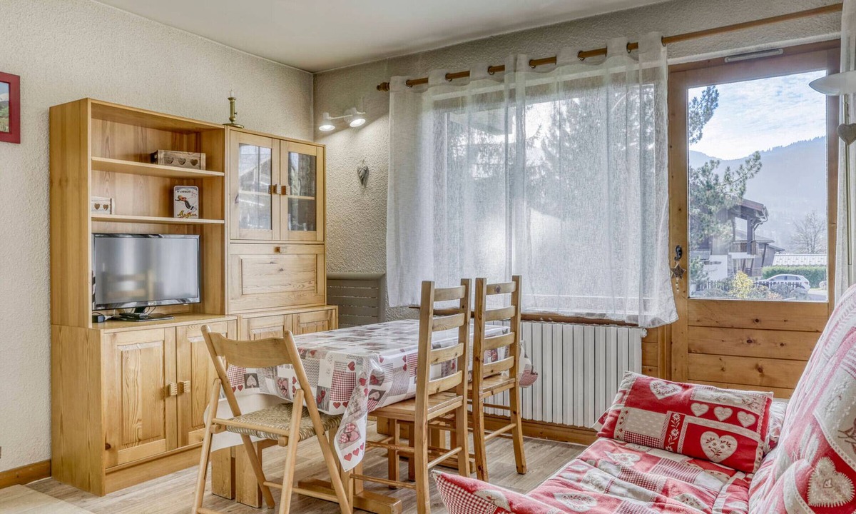 Megeve Apartment | Cozy 1-bedroom apartment in Megève, pets allowed