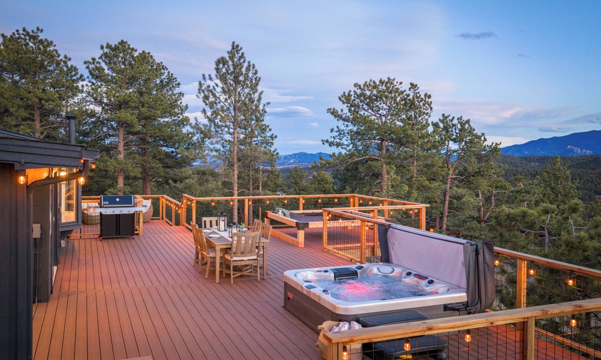Bailey House | Cozy 2 BR Wellness Cabin in Bailey, Yoga, Sauna, Mountain Views