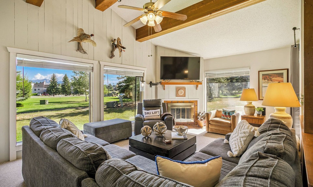 Pagosa Springs Condo | Cozy 3-Bedroom, 3 Bath Condominium Near Pagosa Lakes with Stunning Mountain Views