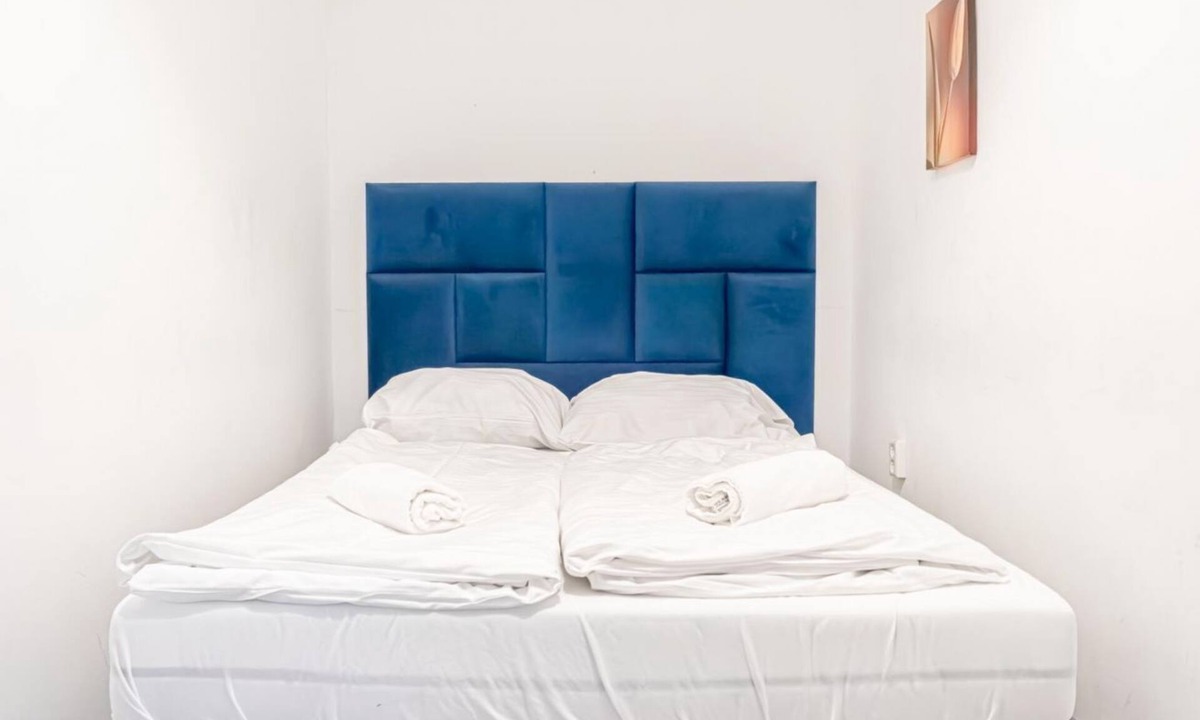 Landstrasse Apartment | Cozy & Convenient Room in Prime Location