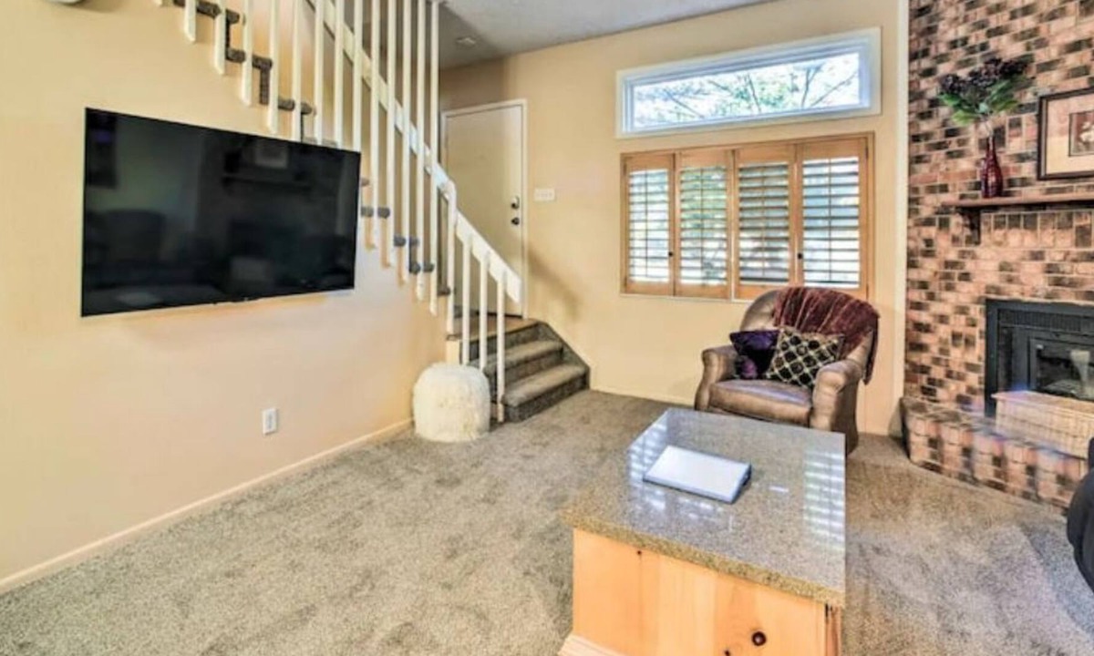 Northeast Colorado Springs House | Cozy Getaway ~ 6 Mi to Dtwn Colorado Springs