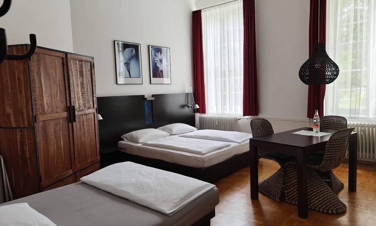 Petershausen-West Apartment | Cozy Studio for 3 in Konstanz
