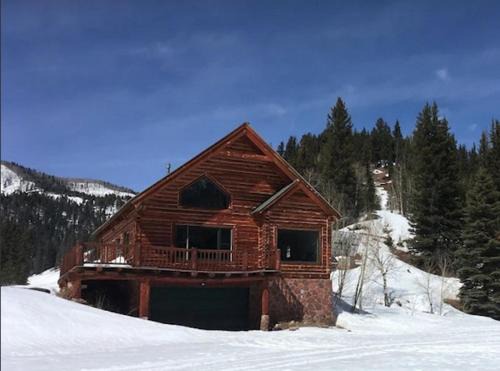 Dolores House | Creek House at Wildcat Lodge
