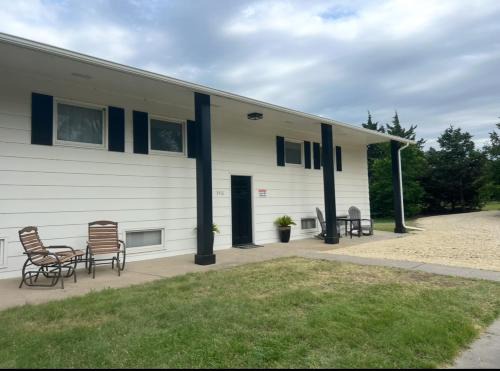 Fort Riley House | Curtis Creek Lakehouse