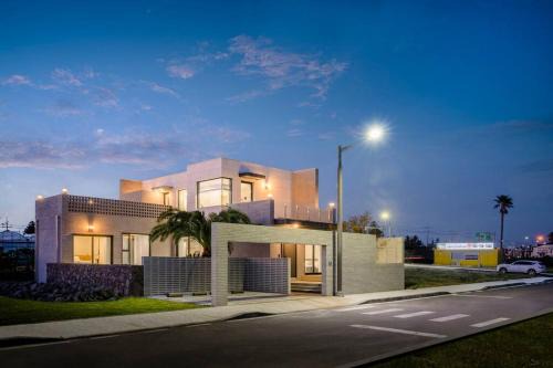 Taeheung-ri Villa | Dabin Monterrey Private Poolvilla Pension