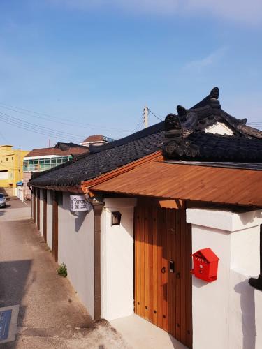 Gangneung Hostel | Dal Garam Guesthouse - 외국인 전용