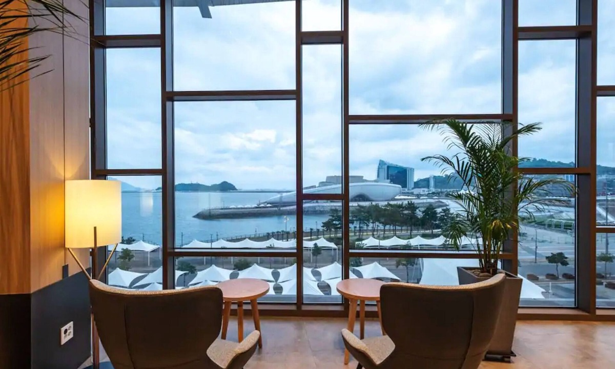 Yeosu Hotel | DARAKHYU Yeosu Capsule Hotel by WALKERHILL