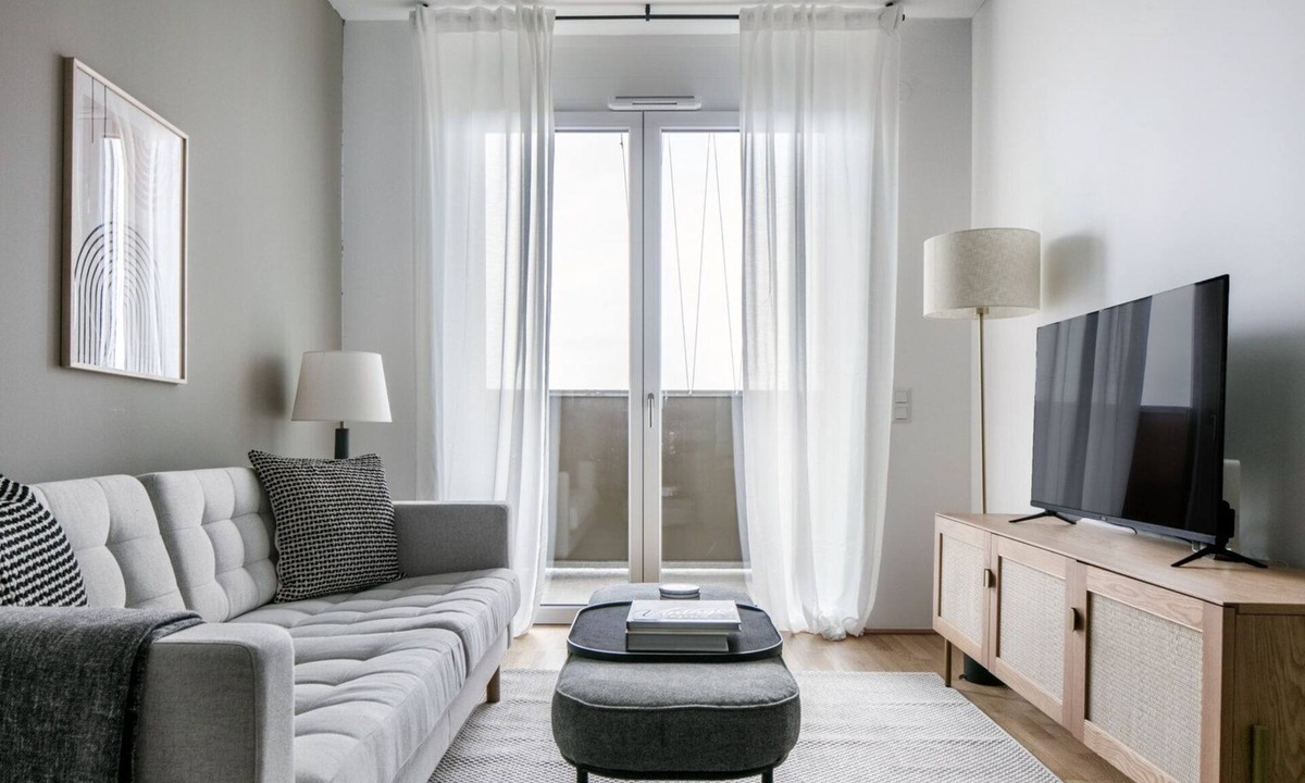 Erdberg Apartment | Delightful Landstraße 1BR w/Pool & Gym, nr U3 Station, by Blueground