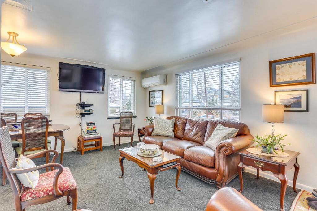 Rosedale Apartment | Dog-Friendly Denver Apartment w/Shared Yard!