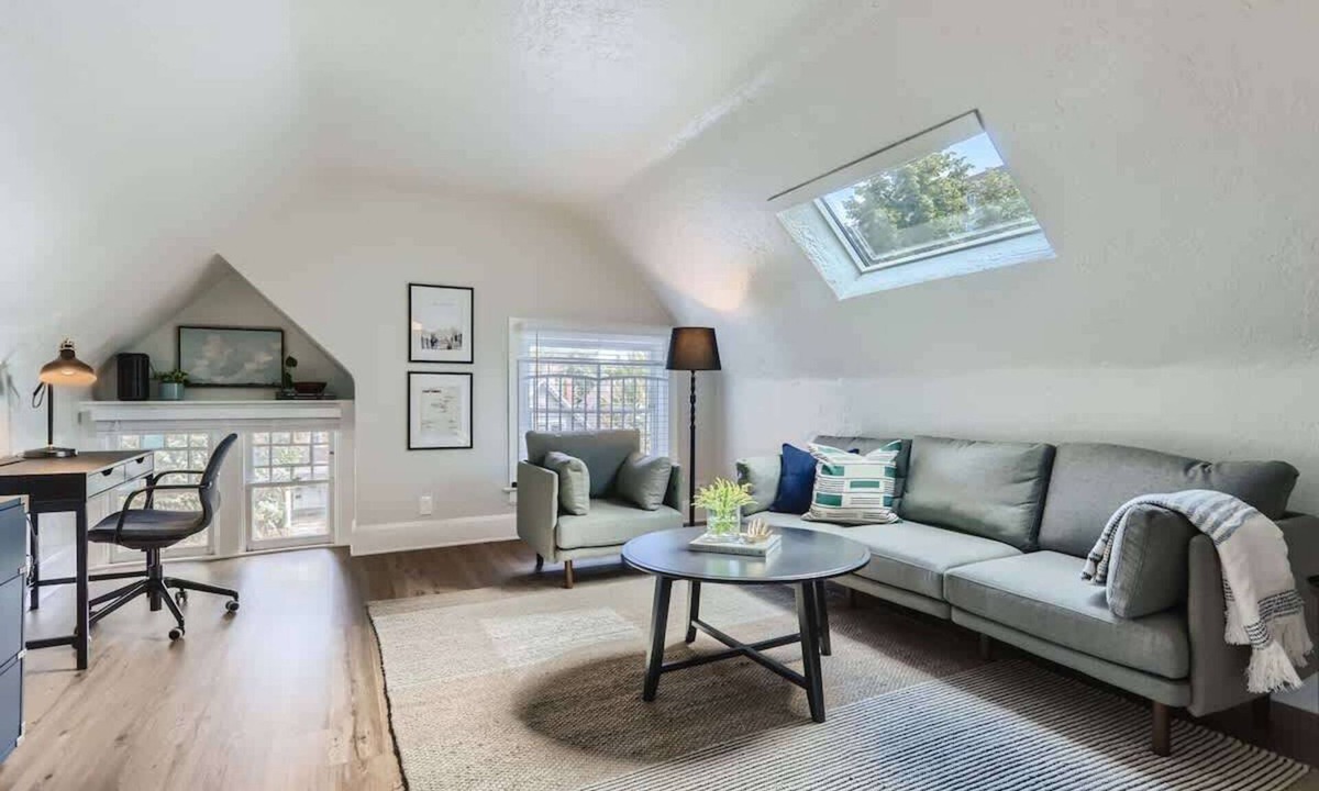 Capitol Hill Apartment | Downing by Modern Midstay/3Blks to Cheesman! #D5