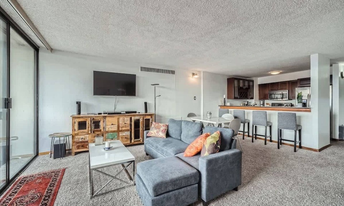 Downtown Denver Apartment | Downtown Denver Furnished 1 BDR w/Rooftop Pool