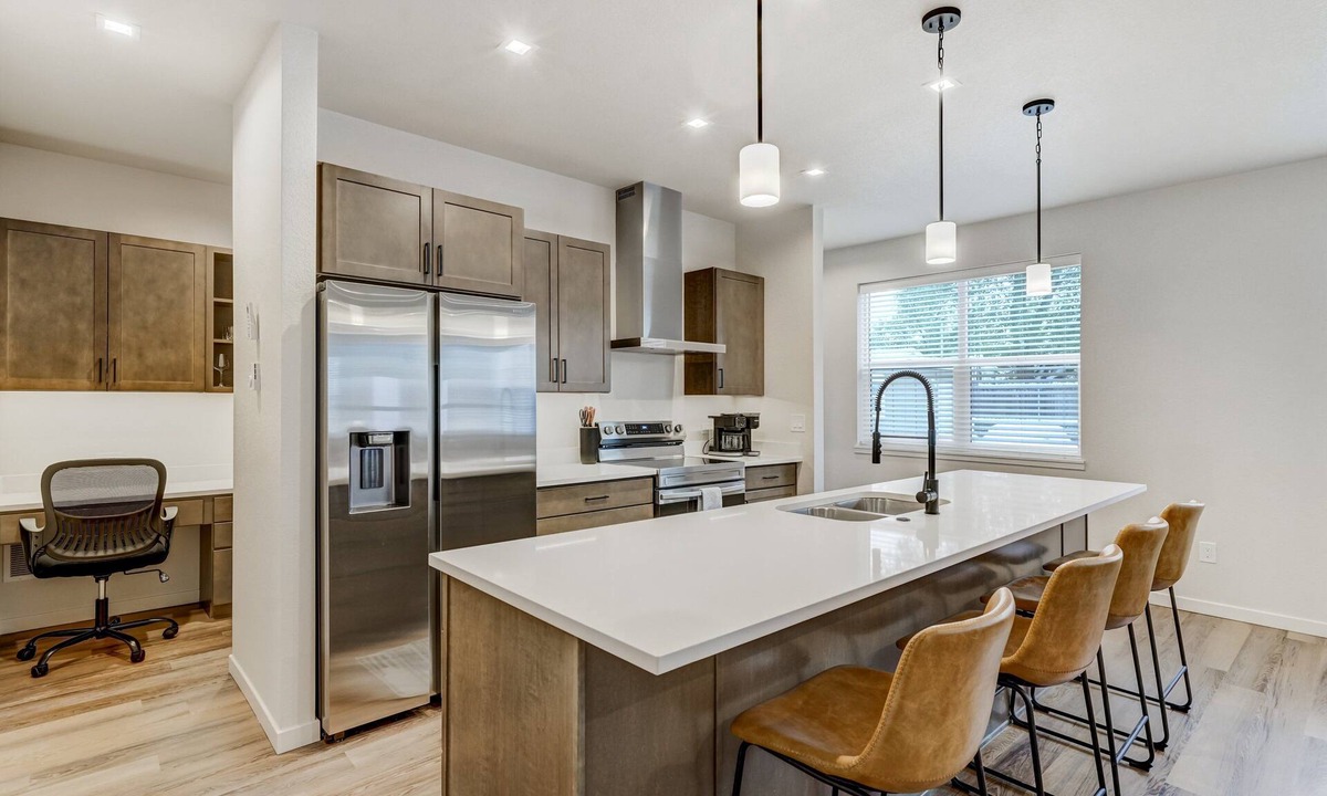 Central Colorado Springs House | El Paso Executive Suites | Pet Friendly NEW BUILD