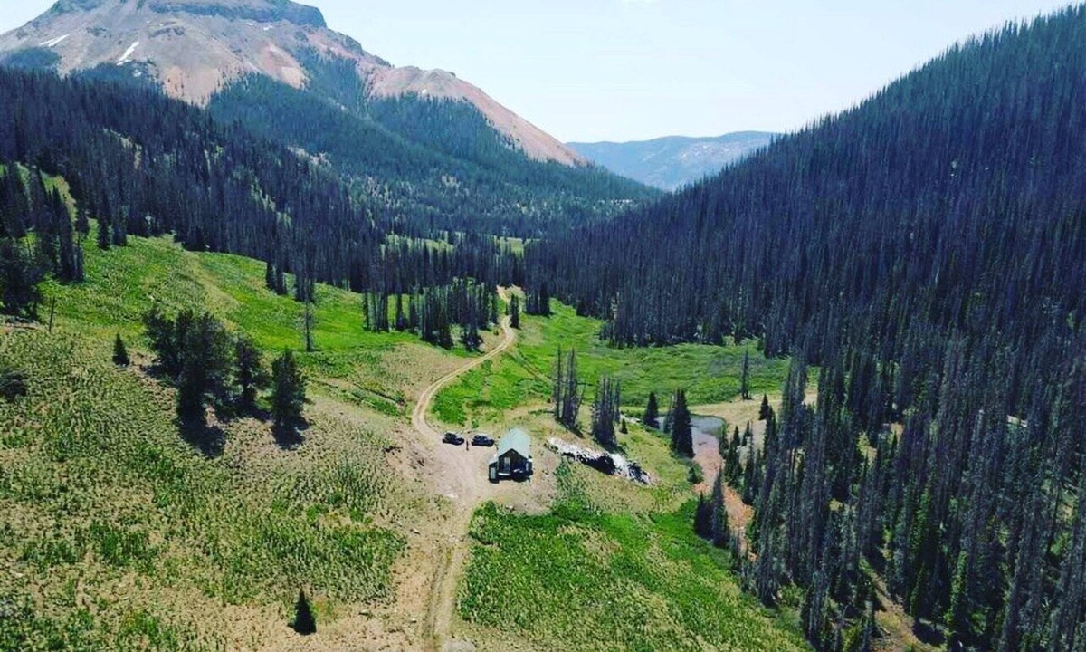 La Jara Cabin | Escape to this Off-grid Dark Sky Cabin in Backcountry Southern Colorado