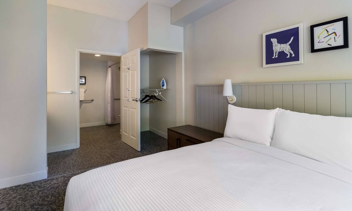 Acres Green Hotel | Experience the Best! With Free Breakfast, Outdoor Pool, Pets Allowed!
