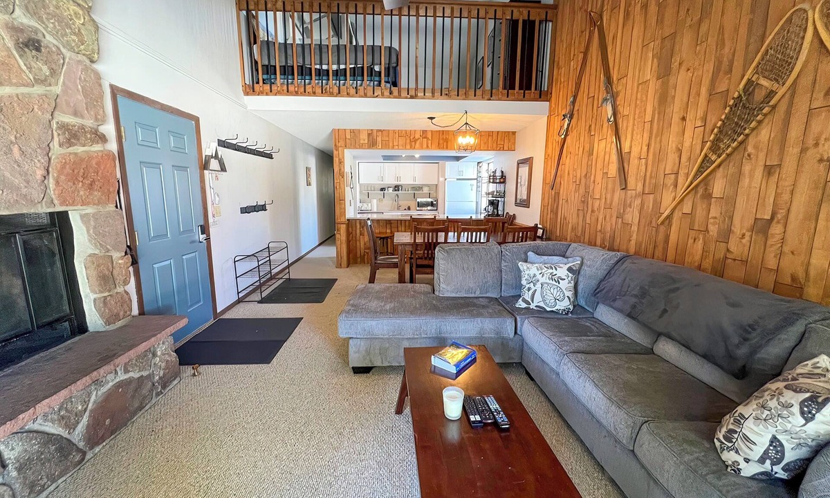 Fraser Condo | Fabulous family condo in beautiful Fraser with a clubhouse!