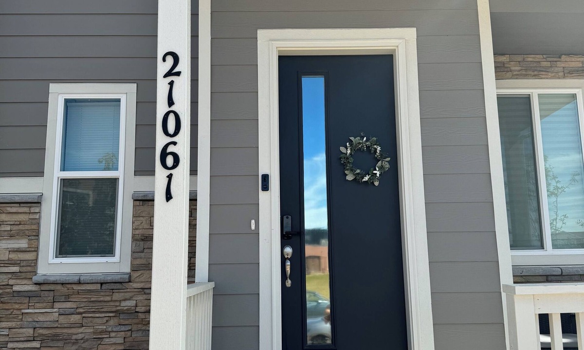 Aurora House | Fabulous townhome near to the Gaylord Rockies Resort & Convention Center