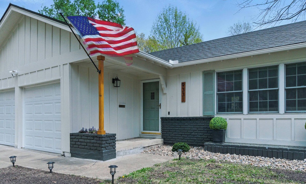 Overland Park House | Family-Friendly Major international sporting event Base Camp w/Game Room, Patio, & Firepit