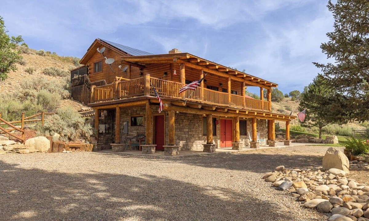 Marvel Cabin | Family Retreat Wood Cabin on 20 acres w/Hot Tub, Stargazing, Telescope, & Games