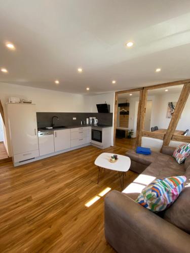 Nordheim a. Main Apartment | Ferienwohnung Scheuring 1 OG rechts