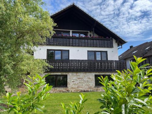 Staffelstein Apartment | Ferienwohnung Weiß