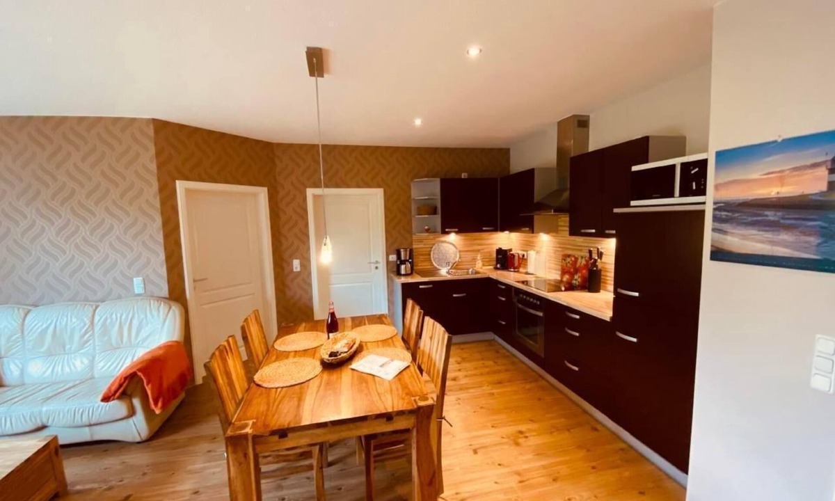 Wulfen Apartment | Flat in Wulfen with garden, barbecue and terrace