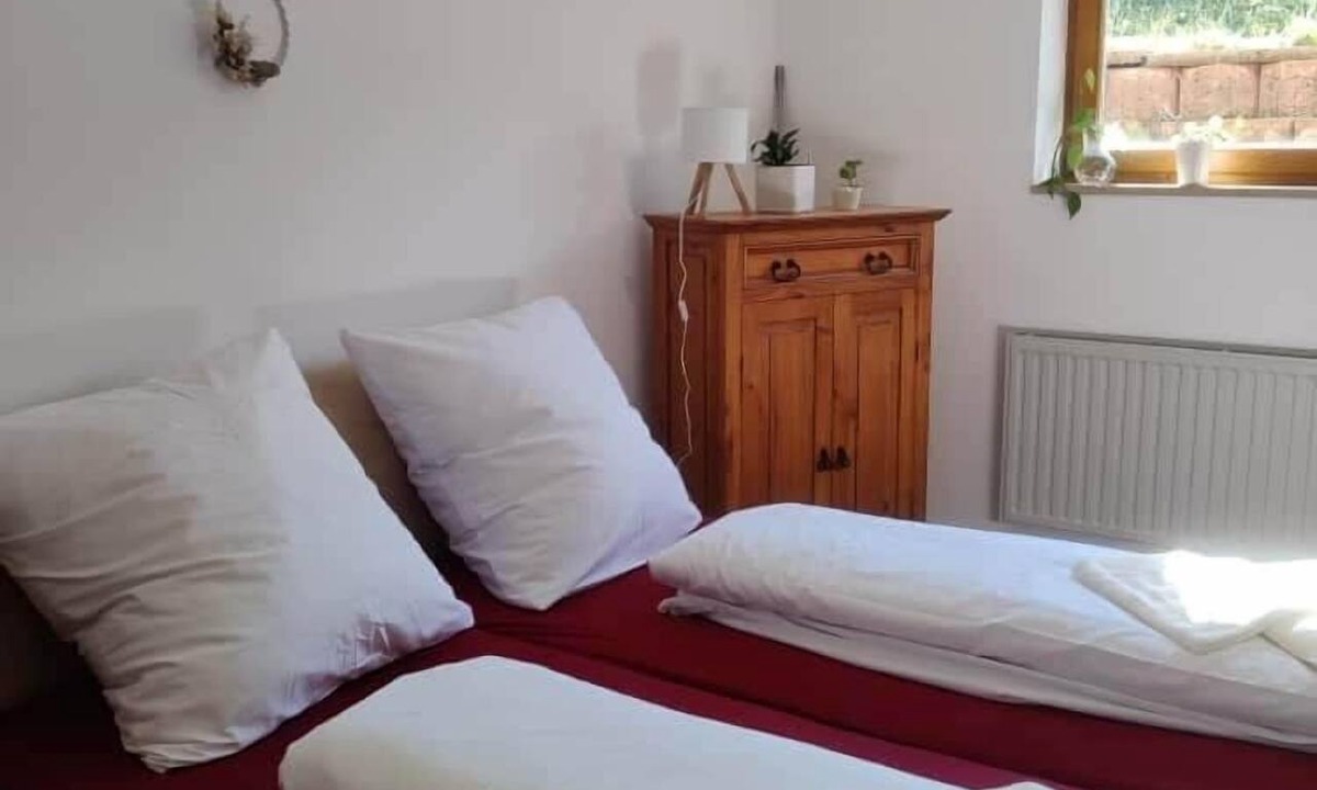 Schnelldorf House | Fox den in the holiday home at the Holzecke