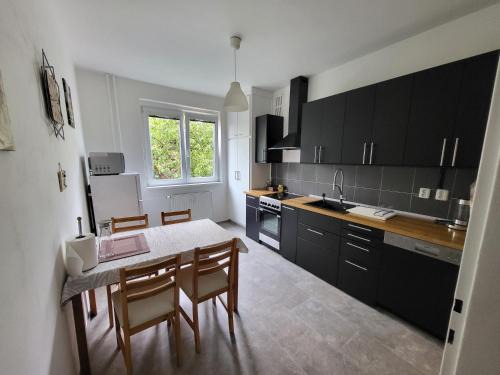 Prague 4 Apartment | Fox Den Prague