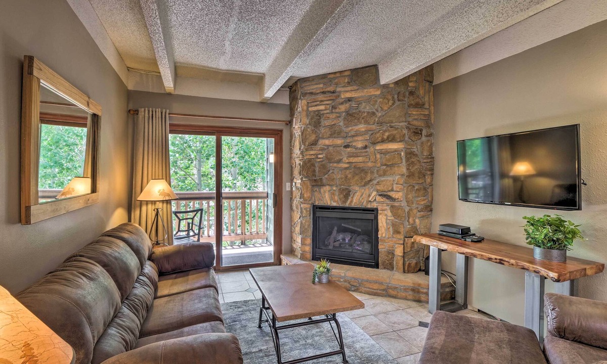 Frisco Apartment | Frisco Condo 2 Blocks to Main St: Year-round Fun!