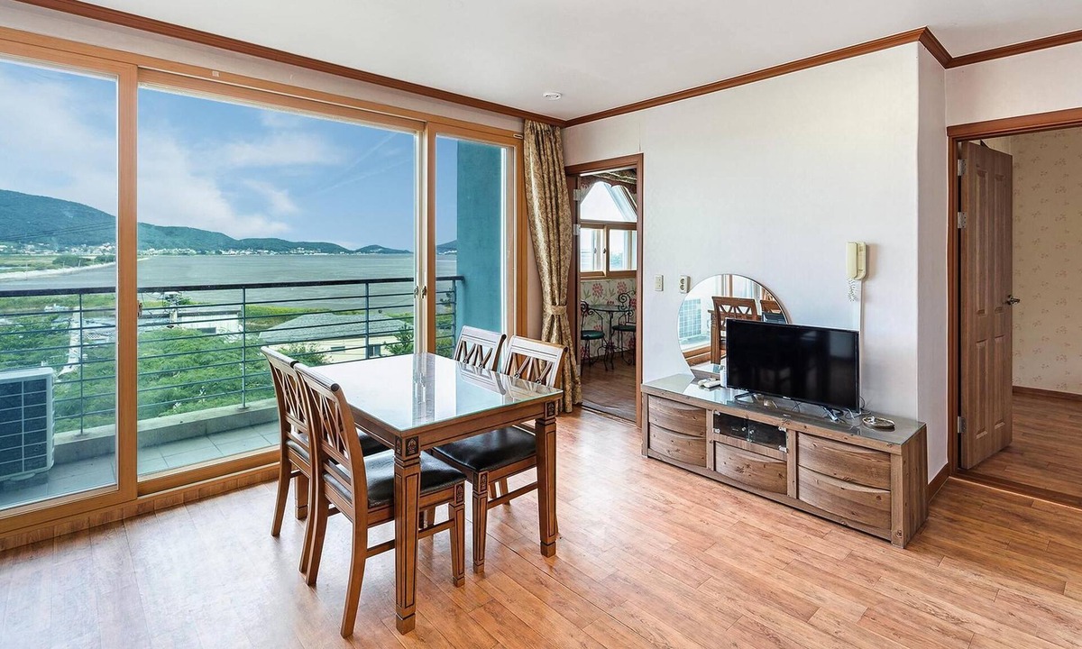 Ganghwa House | Ganghwa Dondaemoru Pension