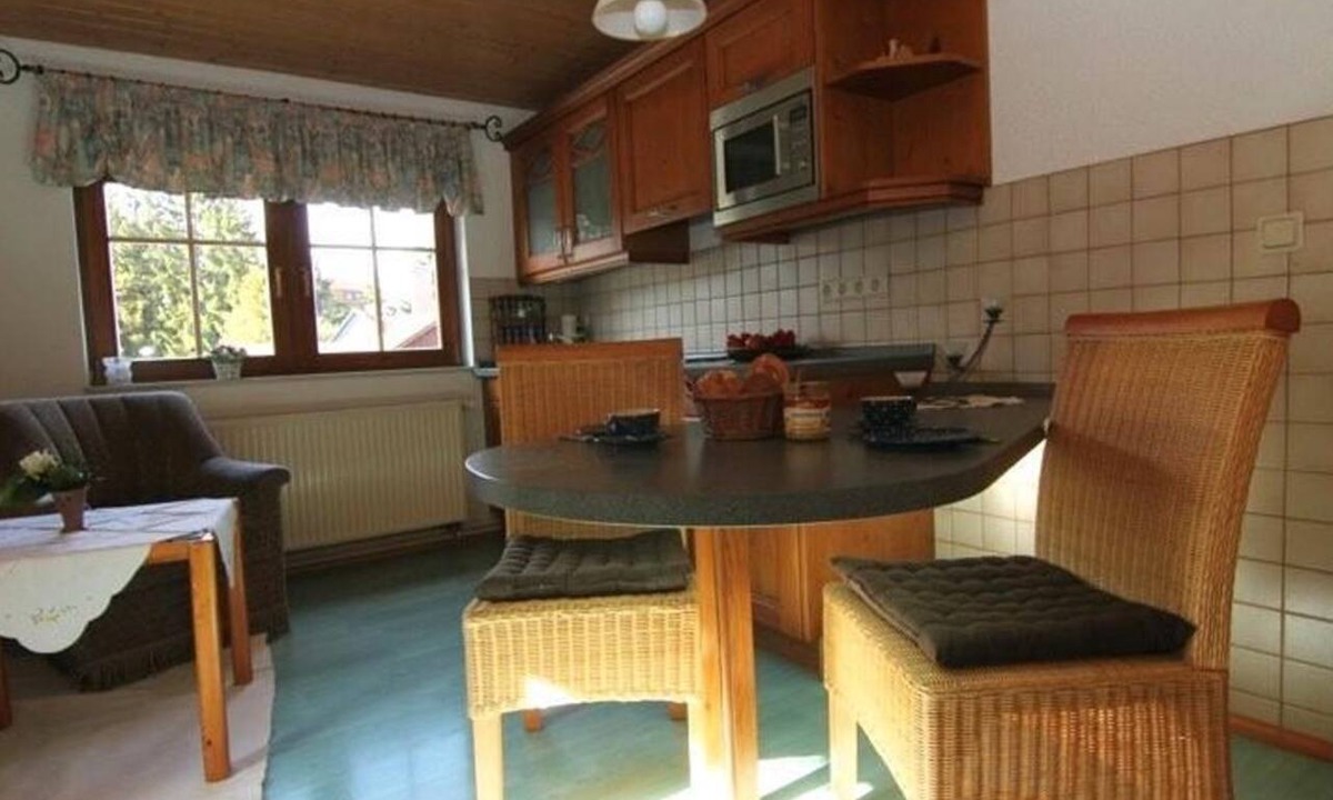Jonsdorf Apartment | Gartenblick Vacation Rental - Schulze - Schulze Vacation Rental