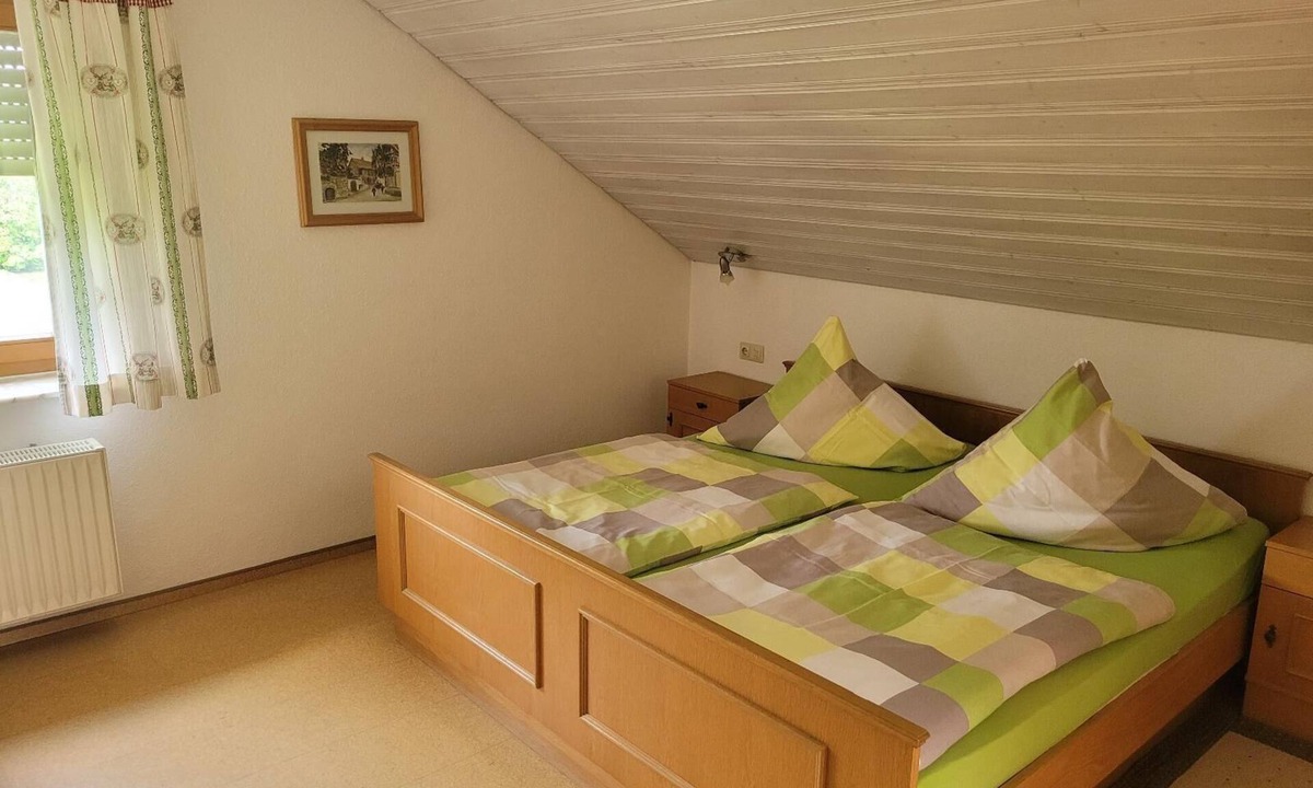 Eging am See Apartment | Gemütliches Doppelzimmer mit Separater Küche