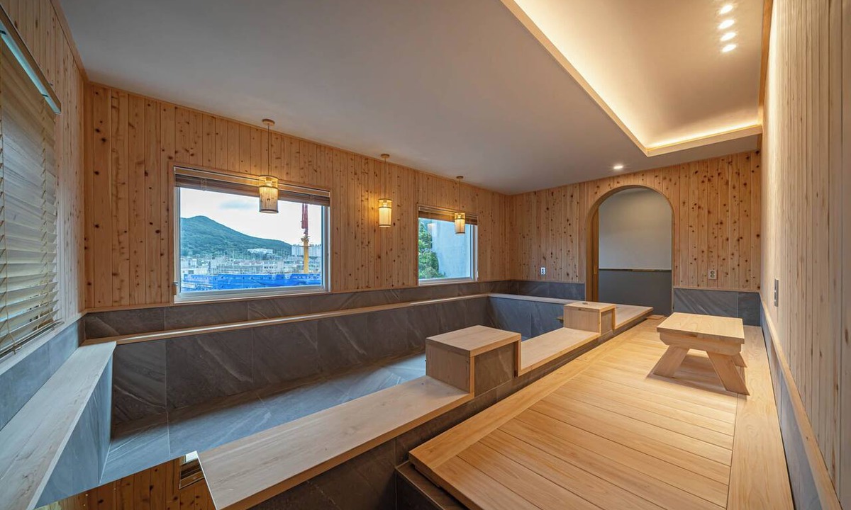 Geoje Hotel | GEOJE-SI HOUND HOTEL JANGSEUNGPO