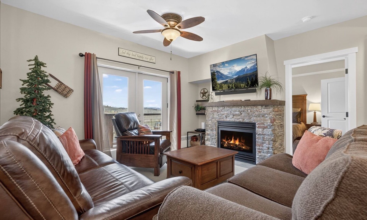 Silvercreek Condo | Granby Ranch Family Escape Walk to Lifts Hot Tub & Pool Mountain Views
