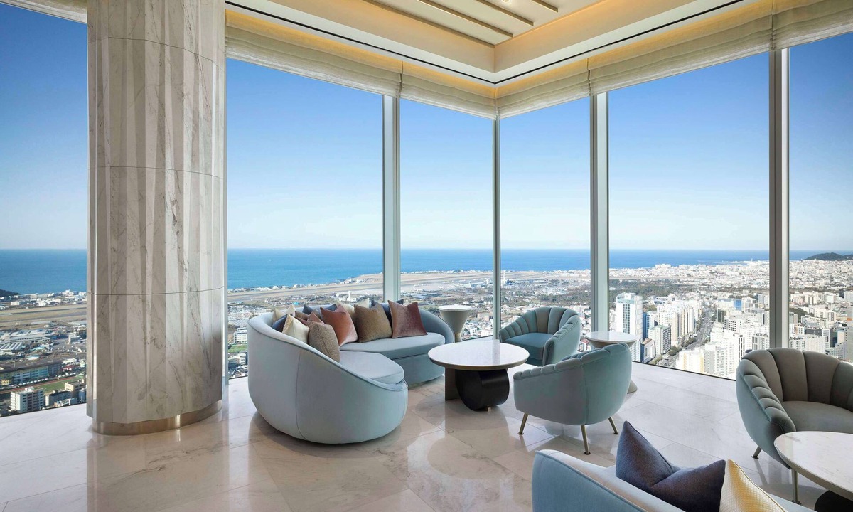 Downtown Hotel | Grand Hyatt Jeju