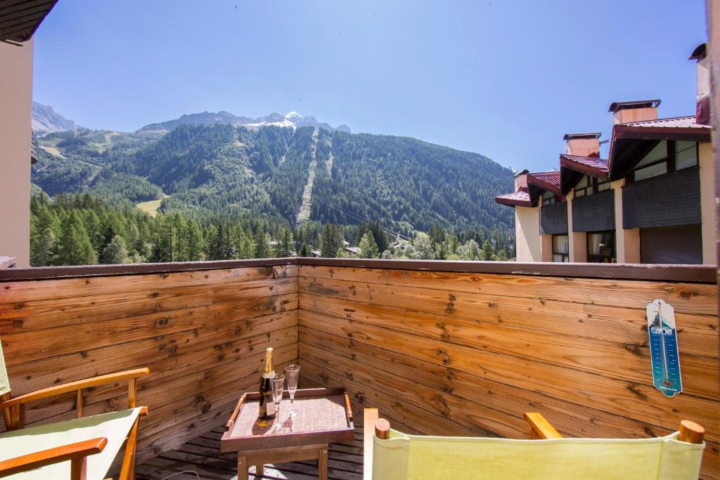 Argentiere Apartment | Grand Roc C306 from Slopes 280m, View, Parking & WiFi - Happy Rentals