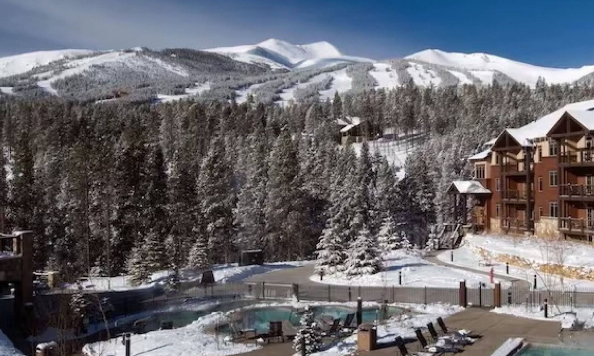 Four O'Clock Cabin | Grand Timber Lodge Studio Ski In/Out Breckenridge Feb 8-15, 2026