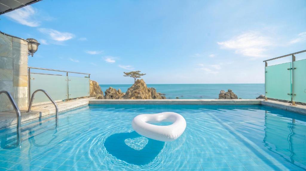Gyeongju House | gyeongju blue21 poolvilla pension