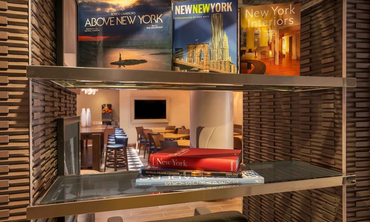 Financial District Hotel | Hampton Inn Manhattan/Downtown-Financial District
