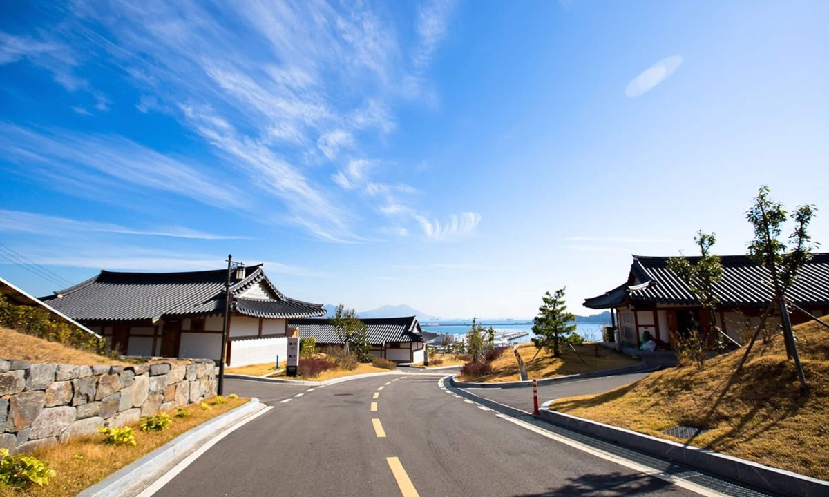 Yeosu Hotel | Hanok Hotel Odongjae