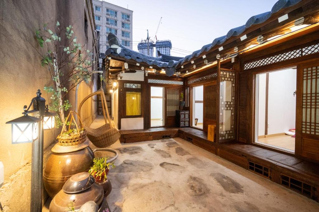 Seongnae-dong House | Hanok1942