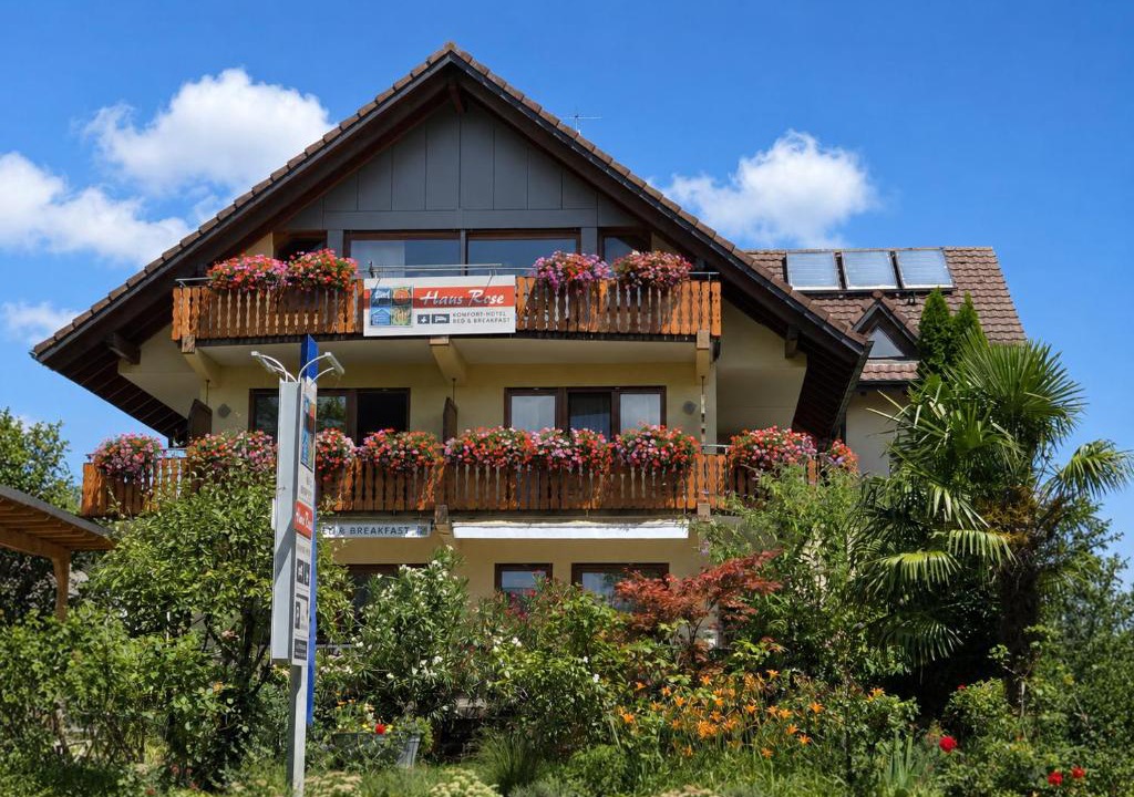Allensbach Bed & Breakfast | Haus Rose