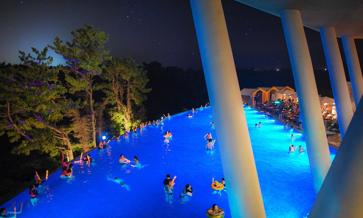 Jungmun Hotel | Hidden Cliff Hotel & Nature