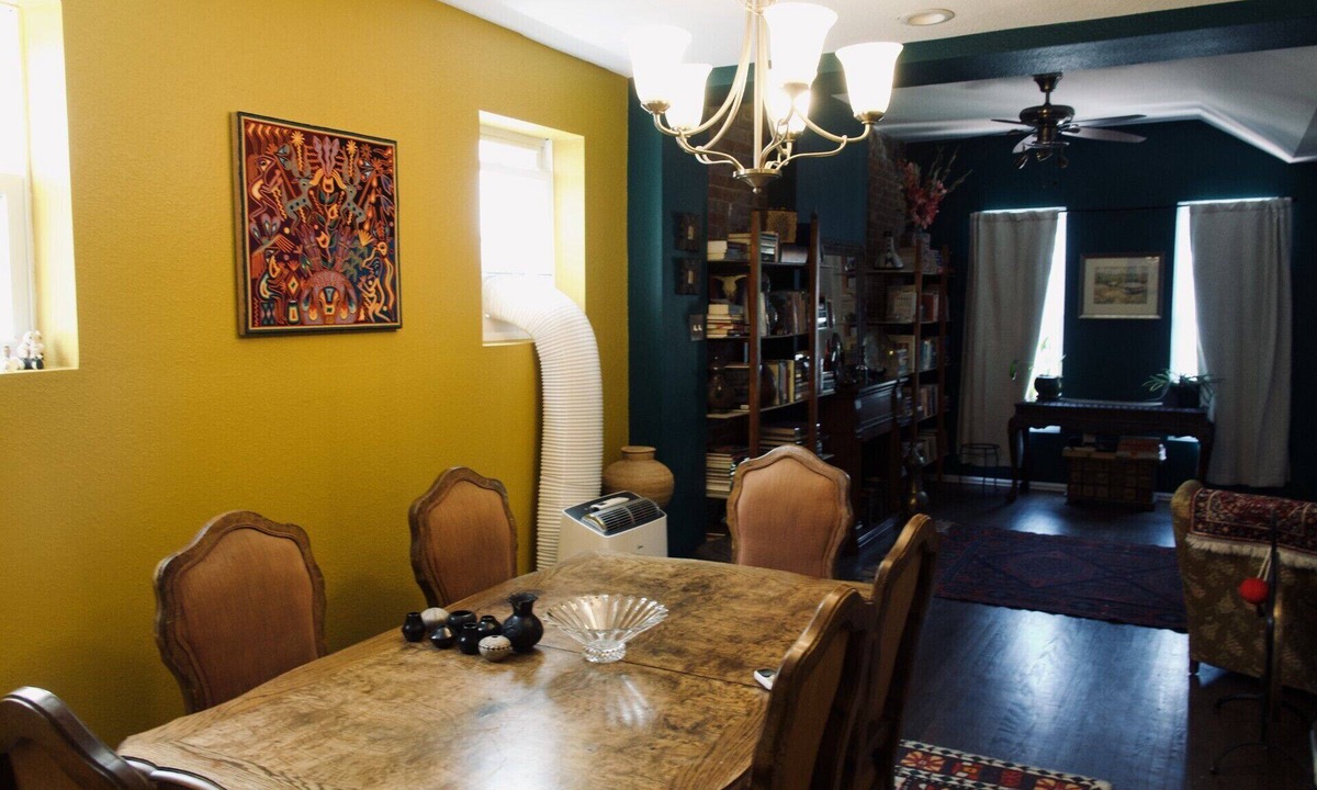 Curtis Park House | Historic 3 bedroom Home in the Center of Denver