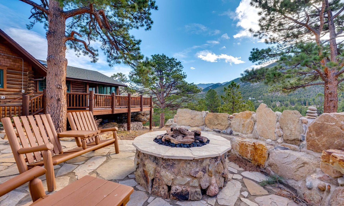 Estes Park Cabin | Historic cabin with mountain views, private W/D, & furnished deck